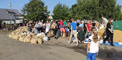 Jak w środę ratują Serby. Kolejny dzień walki pod Głogowem-160612