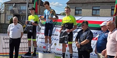 Kolarze TC Chrobrego Głogów na podium-168597