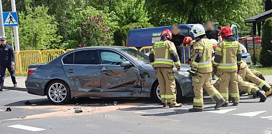 Zderzenie dwóch aut w Nielubi. Znów niebezpiecznie na DK12 [FOTO]-168718