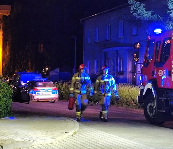 Dzieje się na Kazimierza Sprawiedliwego w Głogowie. Akcja w dzień i w nocy-168841