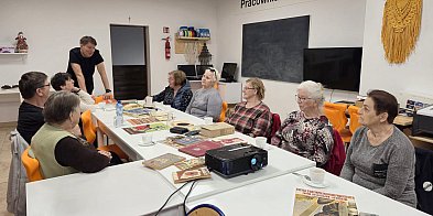 „Wtorek Seniorek” w klimacie PRL – podróż sentymentalna-169120