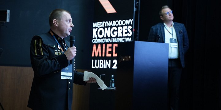 W KGHM tyle wiedzy, że głowa mała! -170024