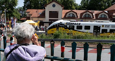 Kolejowa rewolucja na Dolnym Śląsku. Pociągi wracają do Karpacza!-170322