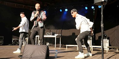 Tak świętują  Radwanice. Impreza się rozkręca!-170594