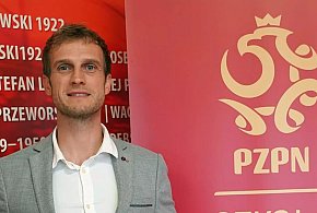 Przemysław Skarpiński z dyplomem UEFA Elite Youth - 170792