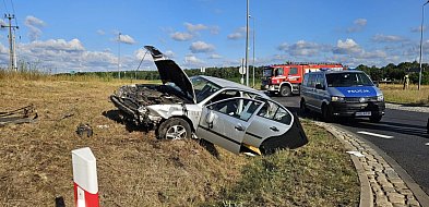 Niebezpieczna niedziela. Samochód wyleciał z obwodnicy-170883
