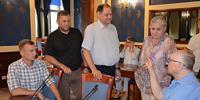 Nie ma zgody na zwolnienie radnego z pracy-171040