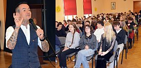 By hejt nie uderzał prosto w serce