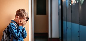 Dziecko po ataku agresji chciało targnąć się na życie