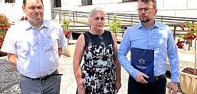 Poseł Zubowski wszedł z kontrolą do ratusza