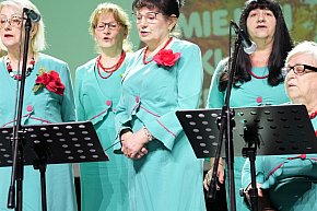 Seniorów spotkanie z kolędą w MOK-8671