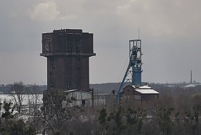 Pięcioletnie urlopy i nawet 170 tys. zł odprawy. Zmiany dla dużej grupy-173719