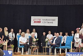 „Słowo, które łączy pokolenia” – Narodowe Czytanie 2025 w gminie Żukowice -173816