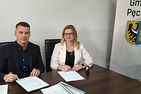Podpisano umowę na remont drogi dojazdowej do gruntów rolnych nr 215 w Białołęce-175086