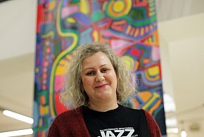 Stworzyła takie dzieła sztuki! Kinder: One grają jazzem-175676