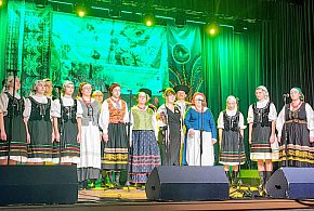 25 lat Zespołu Pieśni i Tańca „Łastiwoczka” – święto kultury, pasji i wspólnoty!-175682