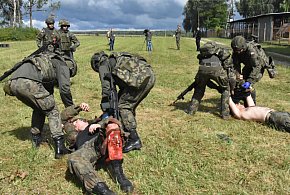 Setki tysięcy Polaków pójdą na szkolenie. Wojsko otwiera drzwi dla cywilów-176339