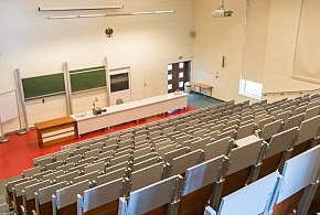 Uczelnie przeżywają oblężenie. Ten kierunek przyciąga tłumy-177390