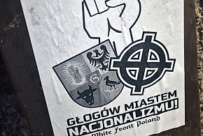 Nacjonalistyczne hasła w Głogowie. Kto ma się bać? Policja reaguje-178894