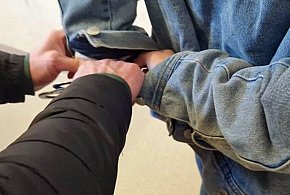 W domu przeżył piekło! Syn znęcał się nad ojcem