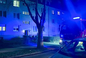 Strażacy i ratownicy pędzili na sygnale! Dwie osoby z objawami zatrucia