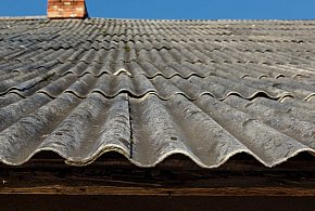 Gmina Jerzmanowa usuwa azbest. Jest dofinansowanie na 2026 rok