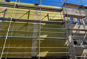 Postępy prac przy termomodernizacji GOKiS w Kotli