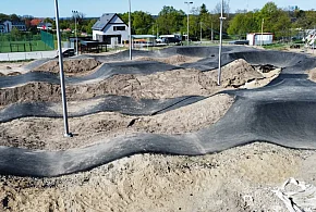 Pumptrack w Jerzmanowej.  Inwestycja nabiera kształtów