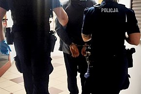 Napad na kierowniczkę pociągu na trasie Głogów – Leszno. Uderzył ją w brzuch