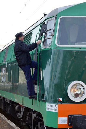 Pociąg retro w Głogowie-8420