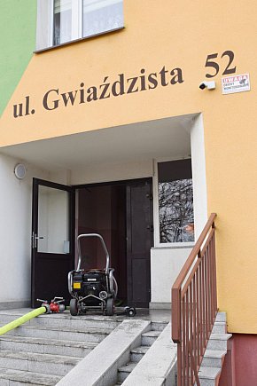 Pożar w bloku na os. Kopernik w Głogowie-8511