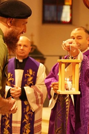 Betlejemskie Światło Pokoju-8662