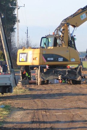 Budują drogi w Sławie-8703