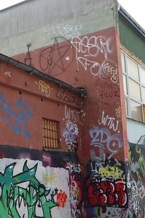 Mamy dość tej hali-8750