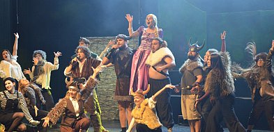 Prawdziwy hit na scenie w Głogowie -173894