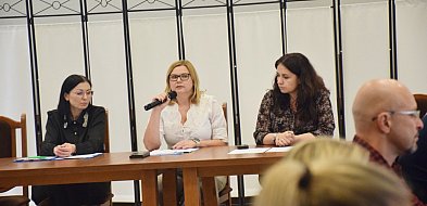 Nadzwyczajna sesja. W tej gminie walczą o referendum, nie chcą wiatraków-175113