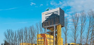 Oświadczenie KGHM: "Nie może być porównywany z "Żelaznym Mostem"-175874