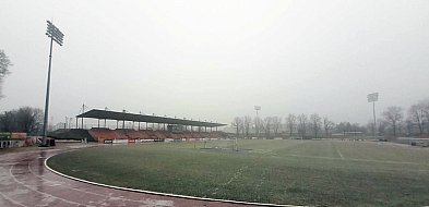 Mecz zagrożony! Chrobry grzeje murawę dniem i nocą