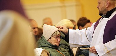 [FOTO] Środa Popielcowa w Głogowie: Potrzebujemy głodu wiary