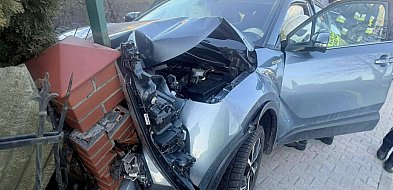 Wypadek na krajówce! Ratownicy w akcji. Jedna osoba ranna