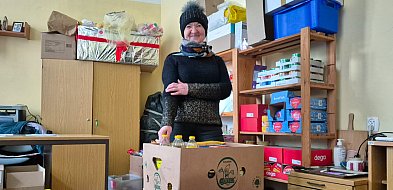 Kolejki po świąteczne paczki w kościele. Majdańska: Ubogich nie ubywa