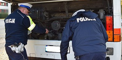 Policja kontroluje autokary z dziećmi. Ferie w Głogowie mają być bezpieczne