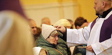 [FOTO] Środa Popielcowa w Głogowie: Potrzebujemy głodu wiary