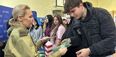 Targowali się o pracę. W Głogowskim Ekonomiku myślą o karierze [FOTO]