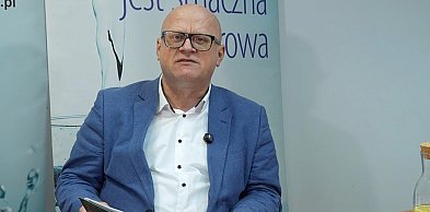 Legendę "Zemsta wodnika" czyta Wojciech Borecki, prezes PWiK w Głogowie