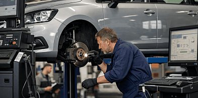 Przegląd samochodu – zakres, obowiązki i znaczenie dla bezpieczeństwa ruchu drogow