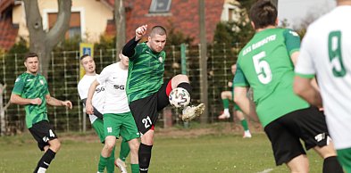 [FOTO, WIDEO] Lider przegrał u siebie po szalonym meczu!