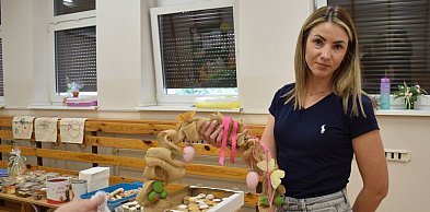 Wspierają chorą koleżankę z dawnych lat. Kiermasz w szkole w Jerzmanowej