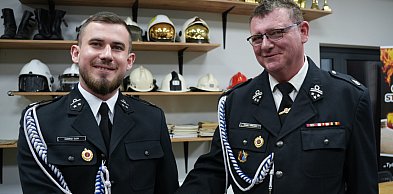 [WIDEO, FOTO] Po 20 latach oddał hełm następcy. I łza się w oku zakręciła