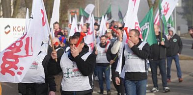 Kolejne rozmowy o płacach w spółce KGHM. Ile zarabiają pracownicy PeBeKa?